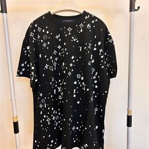 Louis Vuitton Black and White Logo T-Shirt